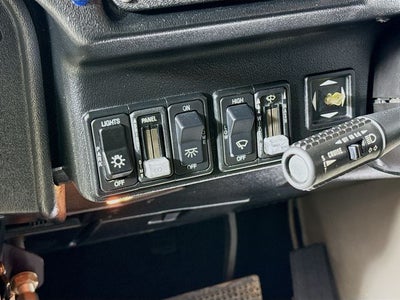 2003 Hummer H1 Open Top w/ APPLE CARPLAY