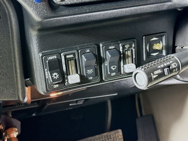 2003 Hummer H1 Open Top w/ APPLE CARPLAY
