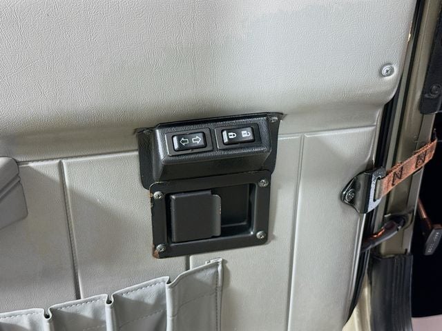 2003 Hummer H1 Open Top w/ APPLE CARPLAY