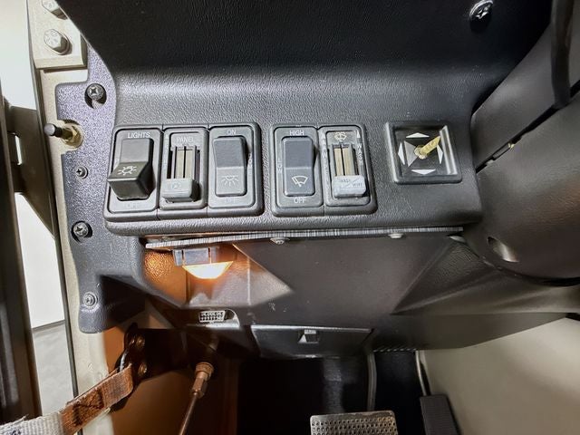 2003 Hummer H1 Open Top w/ APPLE CARPLAY