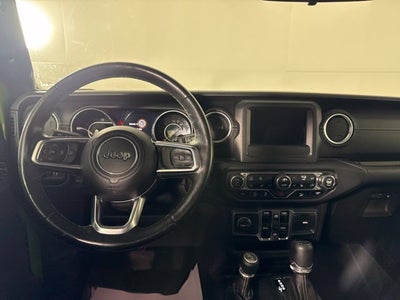2018 Jeep Wrangler Unlimited Sahara w/ HEATED SEATS