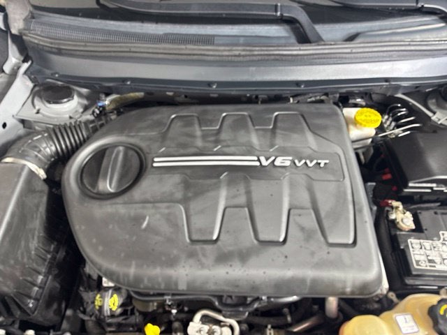 2019 Jeep Cherokee Limited w/ PANO ROOF
