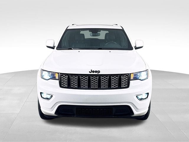 2020 Jeep Grand Cherokee Altitude w/ PWR SUNROOF