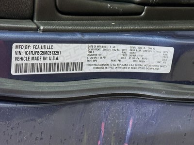 2021 Jeep Grand Cherokee Limited 4WD w/ HEATED SEATS