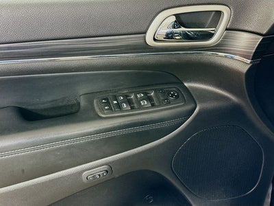 2020 Jeep Grand Cherokee Limited 4WD w/ NAVIGATION