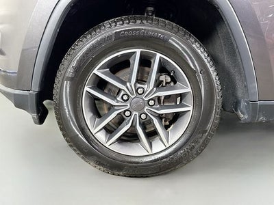 2020 Jeep Grand Cherokee Limited 4WD w/ NAVIGATION