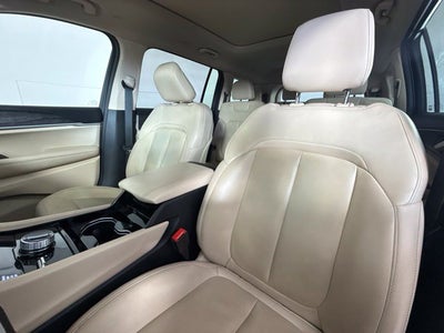 2022 Jeep Grand Cherokee L Limited w/ PANO ROOF