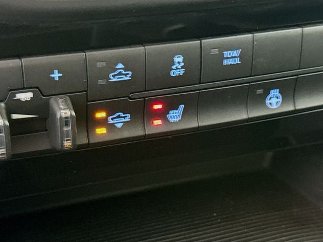 2015 RAM 1500 Sport w/ HEATED SEATS & WHEEL