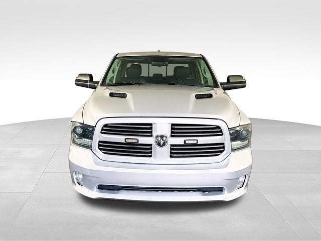 2015 RAM 1500 Sport w/ HEATED SEATS & WHEEL