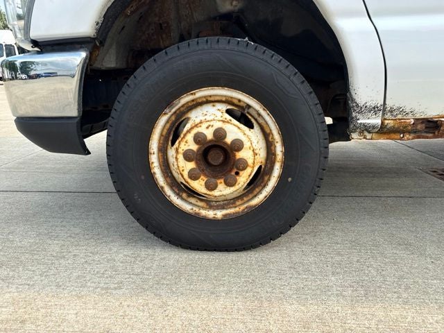 2013 Ford E-450SD Base w/ ONE OWNER