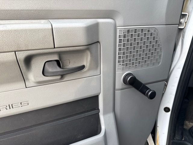 2013 Ford E-450SD Base w/ ONE OWNER
