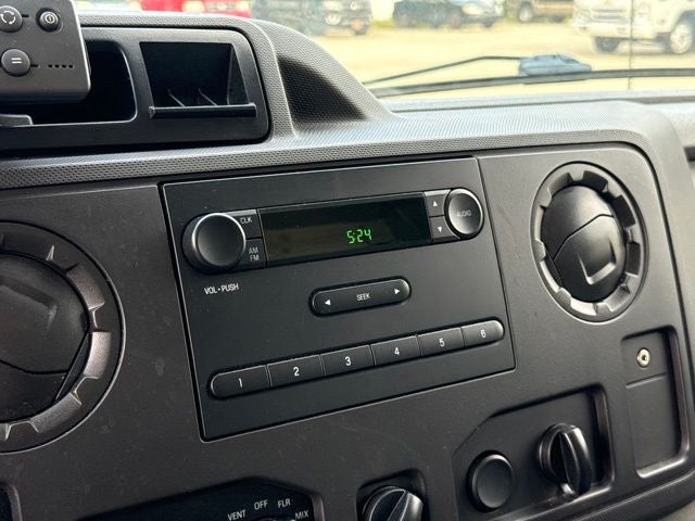 2013 Ford E-450SD Base w/ ONE OWNER