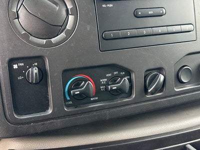 2013 Ford E-450SD Base w/ ONE OWNER