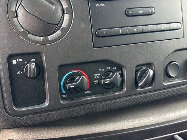 2013 Ford E-450SD Base w/ ONE OWNER