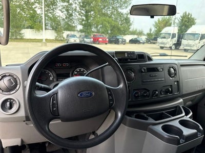 2013 Ford E-450SD Base w/ ONE OWNER