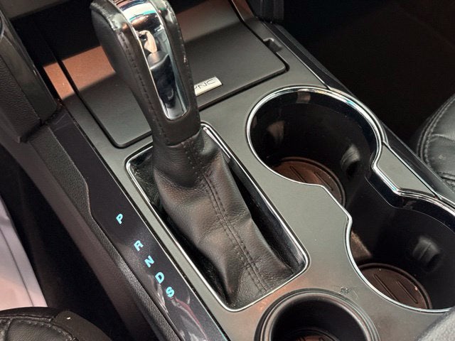 2017 Ford Explorer XLT w/ HEATED SEATS