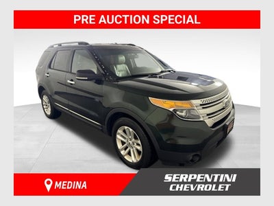 2013 Ford Explorer XLT w/ PREMIUM AUDIO