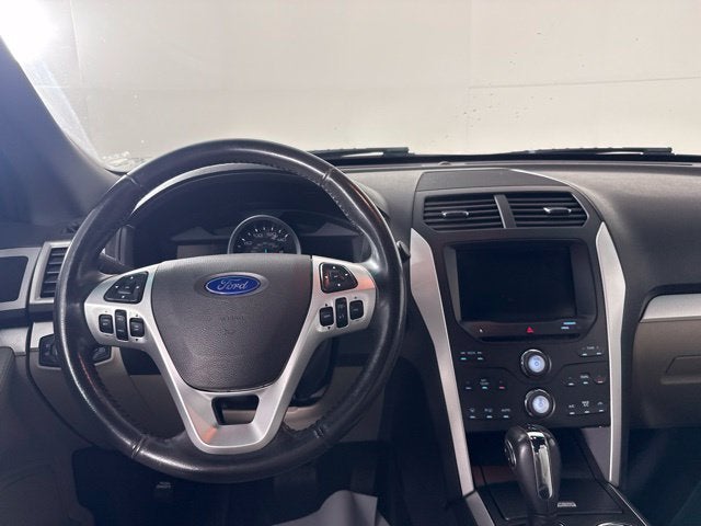 2013 Ford Explorer XLT w/ PREMIUM AUDIO