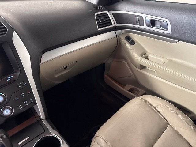 2013 Ford Explorer XLT w/ PREMIUM AUDIO