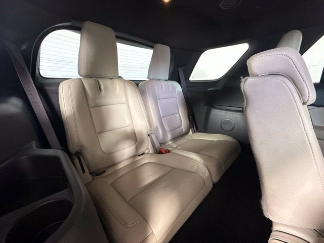 2013 Ford Explorer XLT w/ PREMIUM AUDIO