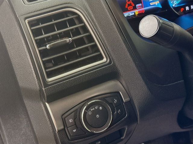 2018 Ford Explorer XLT 4WD w/ PWR LIFTGATE