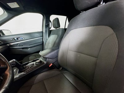 2018 Ford Explorer XLT 4WD w/ PWR LIFTGATE