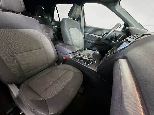 2018 Ford Explorer XLT 4WD w/ PWR LIFTGATE