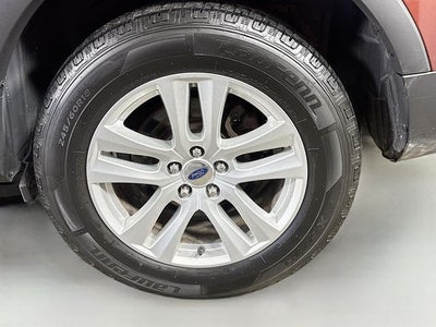2018 Ford Explorer XLT 4WD w/ PWR LIFTGATE