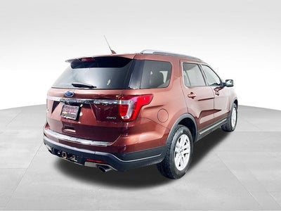 2018 Ford Explorer XLT 4WD w/ PWR LIFTGATE