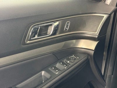 2018 Ford Explorer XLT w/ HEATED SEATS