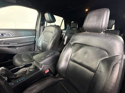 2018 Ford Explorer XLT w/ HEATED SEATS
