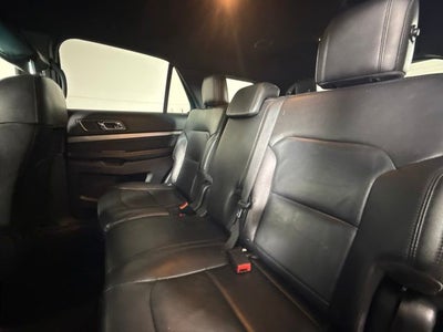 2018 Ford Explorer XLT w/ HEATED SEATS