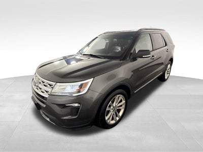 2018 Ford Explorer XLT w/ HEATED SEATS