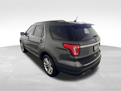 2018 Ford Explorer XLT w/ HEATED SEATS