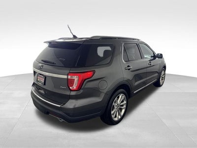 2018 Ford Explorer XLT w/ HEATED SEATS