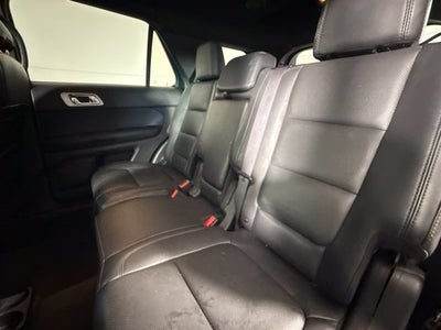 2015 Ford Explorer Limited w/ HEATED SEATS