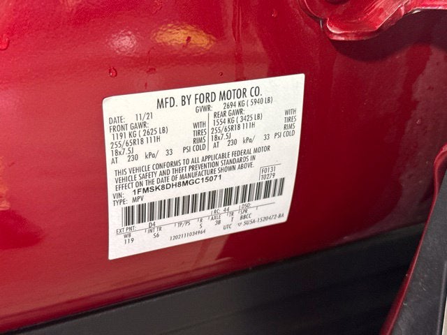 2021 Ford Explorer XLT w/ CAPTAIN CHAIRS