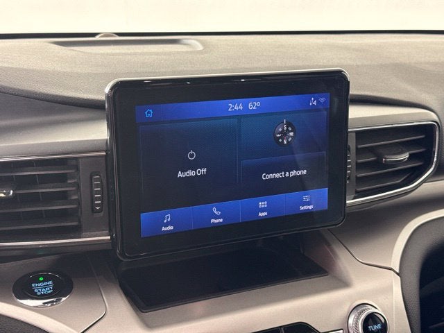 2021 Ford Explorer XLT w/ CAPTAIN CHAIRS