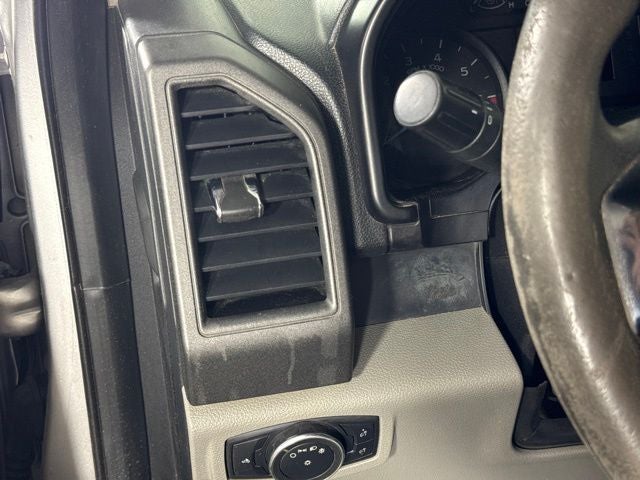 2017 Ford F-250SD XL w/ CLEAN CARFAX