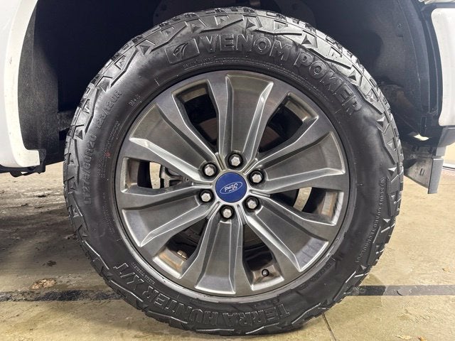 2018 Ford F-150 XLT w/ MOONROOF