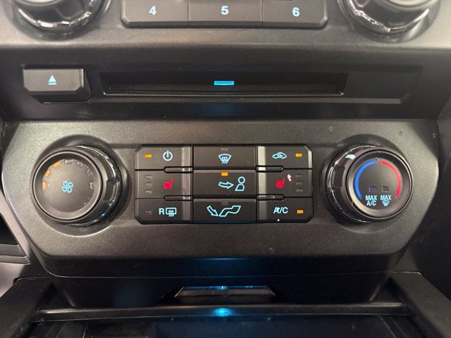 2018 Ford F-150 XLT w/ MOONROOF