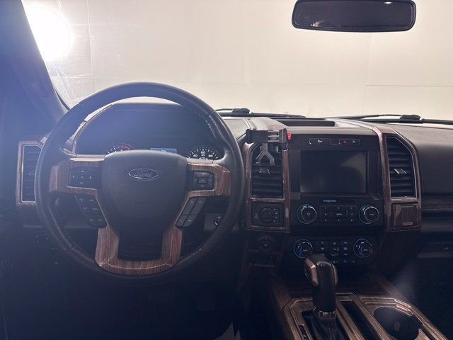 2019 Ford F-150 Lariat w/ COOLED LEATHER