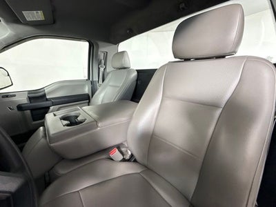 2016 Ford F-150 XL w/ CLEAN CARFAX