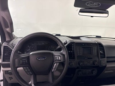 2016 Ford F-150 XL w/ CLEAN CARFAX