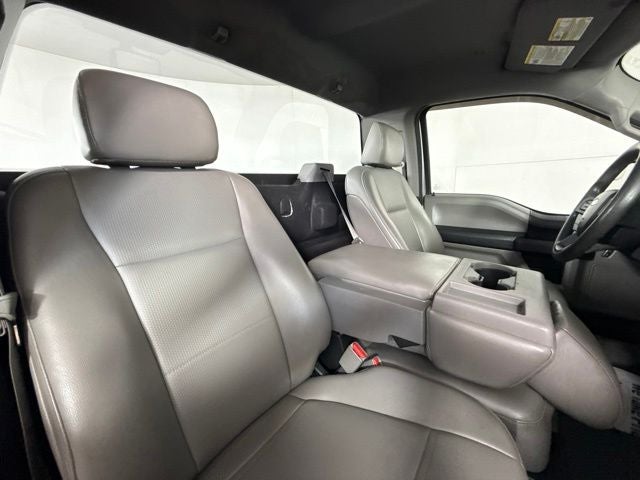 2016 Ford F-150 XL w/ CLEAN CARFAX