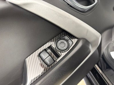 2021 Chevrolet Camaro LT1 w/ APPLE CARPLAY