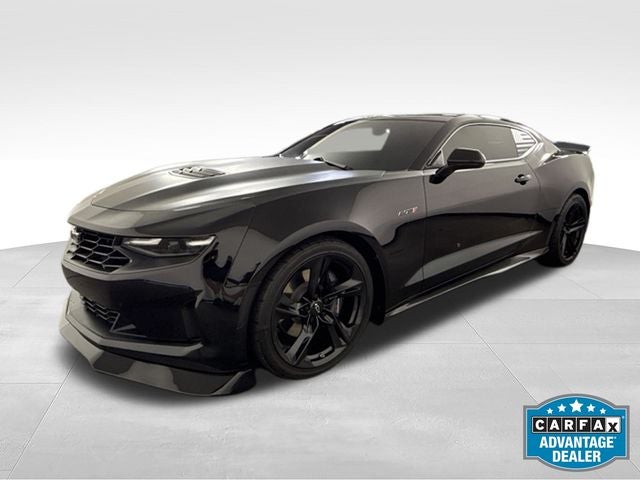2021 Chevrolet Camaro LT1 w/ APPLE CARPLAY
