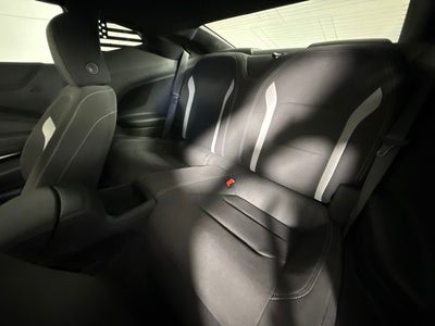 2021 Chevrolet Camaro LT1 w/ APPLE CARPLAY
