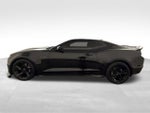 2021 Chevrolet Camaro LT1 w/ APPLE CARPLAY