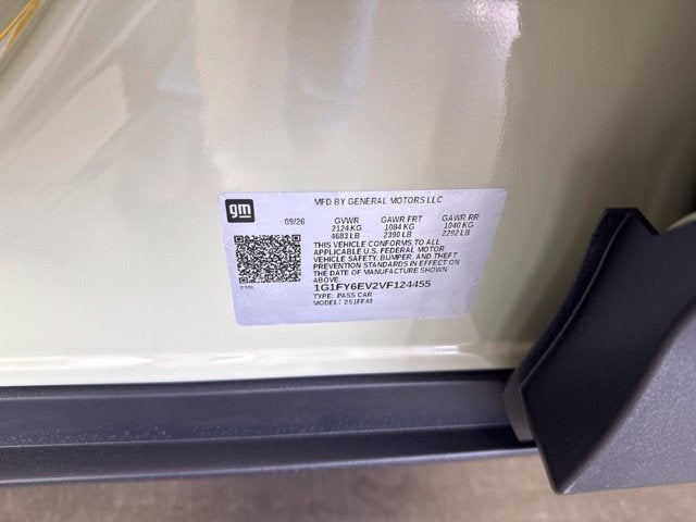 2027 Chevrolet Bolt EV LT